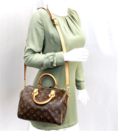 lv speedy 25 bandoulière monogram|Lv speedy 25 dimensions.